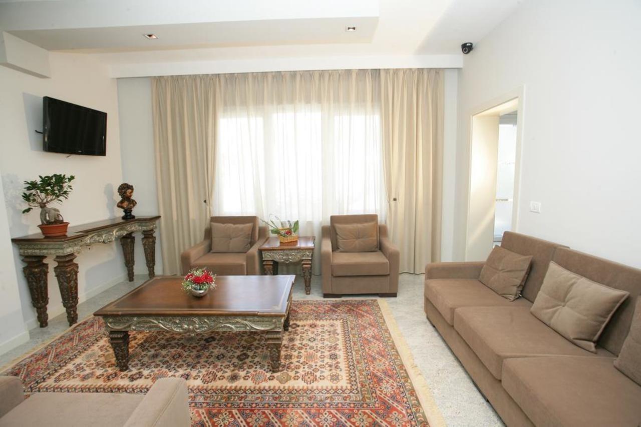 Hotel Vila 60 Tirana Exterior photo